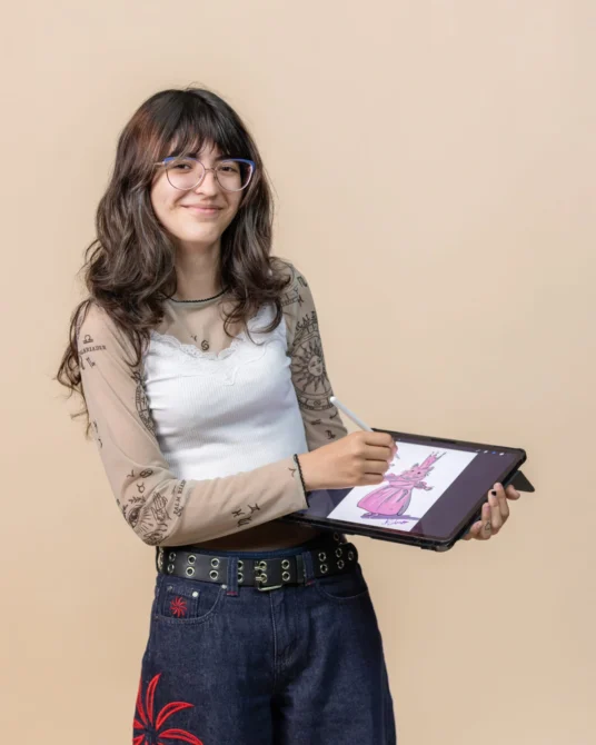 Nuria Sofia Caluoro Reis